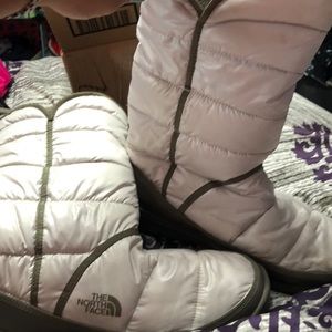 The North Face thermoball roll-down